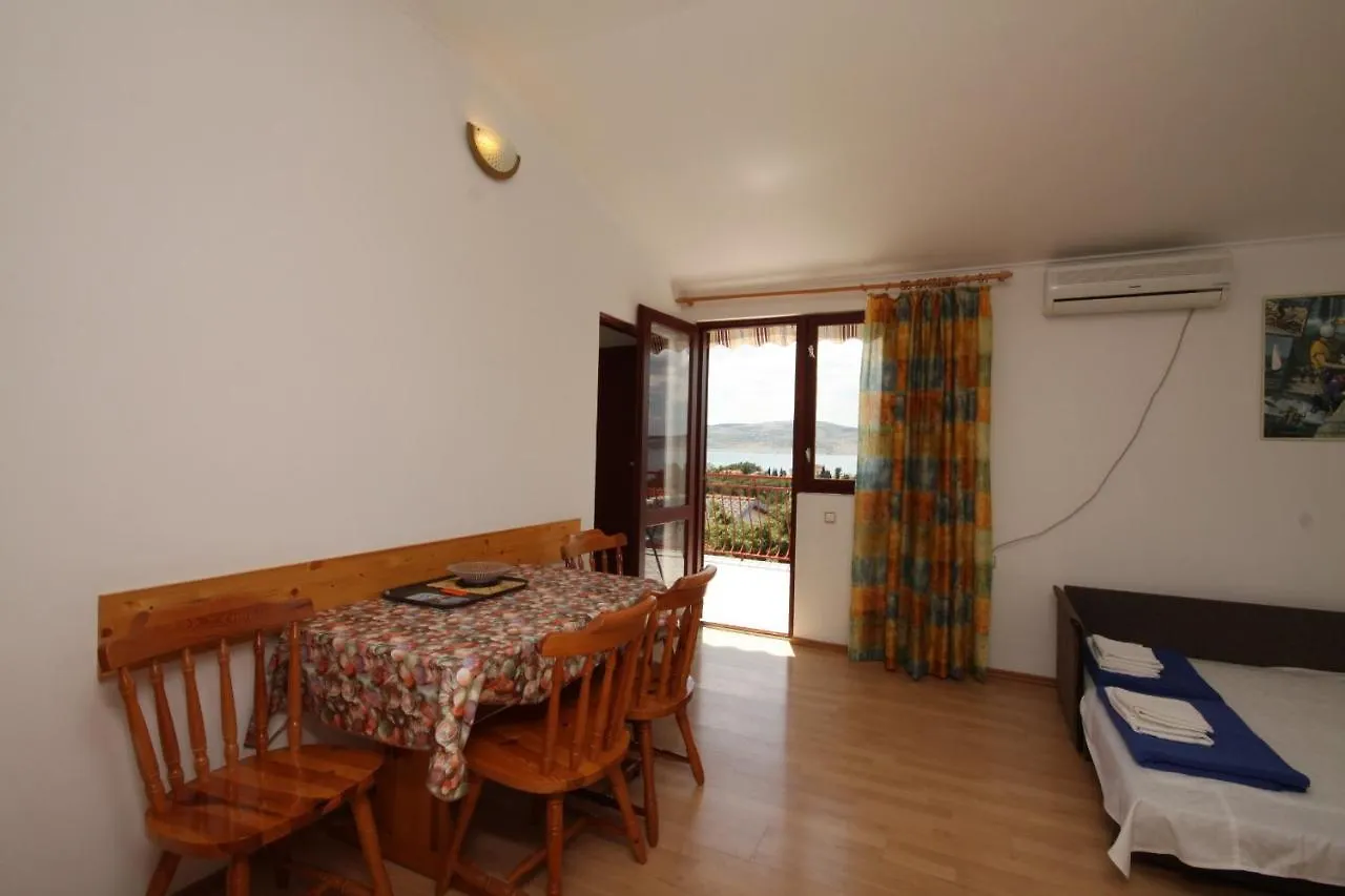 Apartment Starigrad 6431A